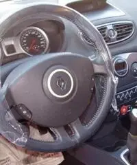 RENAULT Clio 1.2 16V 3 porte Le Iene