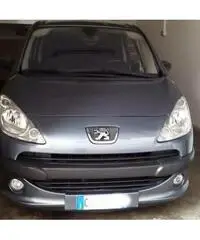 Peugeot 1007 HDI Sporty Peugeot 1007 HDI Sporty