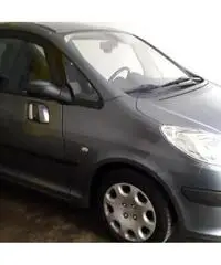 Peugeot 1007 HDI Sporty