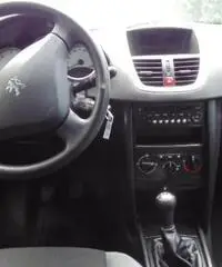 PEUGEOT 207 1.4 HDi 70CV 5p. X Line