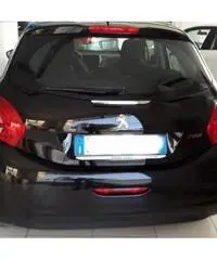 Peugeot 208 8V HDI 68cv 5P. Active