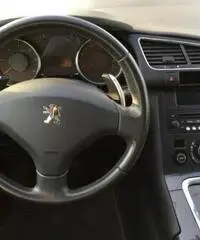 Peugeot 3008 1.6 HDi 110CV cambio robotizzato Tendance