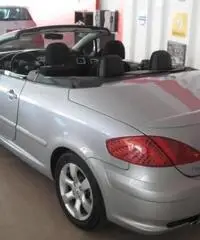 Peugeot 307 16V 3P. Australian