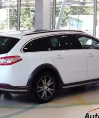 PEUGEOT 508 SW RXH 2.0 HDI HYBRID4 AUTOMATICA 163 CV 4X4 PEUGEOT 508 SW RXH 2.0 HDI HYBRID4 AUTOMATICA 163 CV 4X4