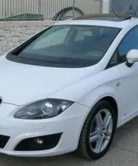 SEAT Leon 1.6 TDI CR DPF DSG Copa SEAT Leon 1.6 TDI CR DPF DSG Copa