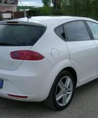 SEAT Leon 1.6 TDI CR DPF DSG Copa SEAT Leon 1.6 TDI CR DPF DSG Copa