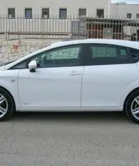 SEAT Leon 1.6 TDI CR DPF DSG Copa SEAT Leon 1.6 TDI CR DPF DSG Copa