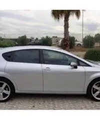 SEAT Leon 2.0 TDI DPF FR SEAT Leon 2.0 TDI DPF FR