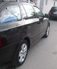 SKODA Octavia Station Wagon 1.6 TDI CR F.AP. DSG Wag. Amb. SKODA Octavia Station Wagon 1.6 TDI CR F.AP. DSG Wag. Amb.