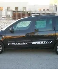 SKODA Roomster 1.6 TDI CR 90CV Style SKODA Roomster 1.6 TDI CR 90CV Style