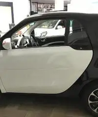 smart fortwo 70 1.0 Automatic Passion smart fortwo 70 1.0 Automatic Passion