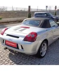 TOYOTA MR 2 1.8i 16V TOYOTA MR 2 1.8i 16V