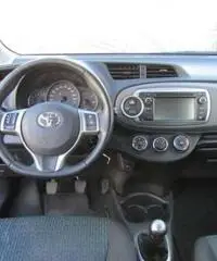 TOYOTA Yaris 1.0 5 porte Active