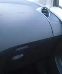 TOYOTA Yaris 1.4 D-4D DPF 5p. M-MT Sol
