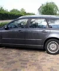VENDO VOLVO V50 2.0D SUMMUM S.W. VENDO VOLVO V50 2.0D SUMMUM S.W.