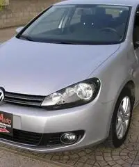 Volkswagen Golf 1.6 TDI DPF 5P. Highline