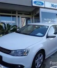 VOLKSWAGEN Jetta 1.6 TDI VOLKSWAGEN Jetta 1.6 TDI