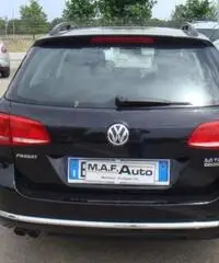 VOLKSWAGEN Passat Var. 2.0 TDI Comfortline BM.Tech. VOLKSWAGEN Passat Var. 2.0 TDI Comfortline BM.Tech.