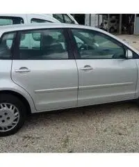 VOLKSWAGEN Polo 1.2/64CV 12V 5p. Comfortline