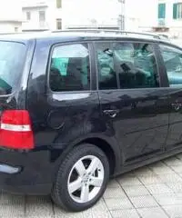 Volkswagen Touran 2.0 TDI 140CV Highline
