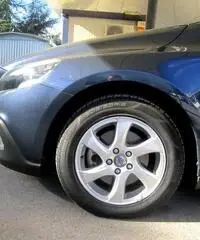 Volvo V40 Cross Country D2 1.6 115 cv Momentum