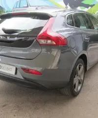 Volvo V40 D2 1.6 115 cv Powershift Momentum