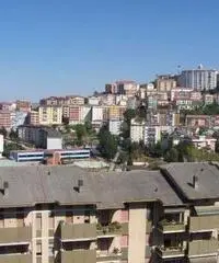 Potenza: Appartamento 4 Locali Potenza: Appartamento 4 Locali