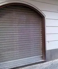 Negozio in Affitto a 550