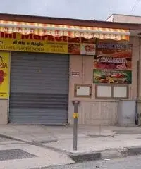 Negozio a Saviano