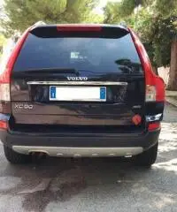 VOLVO XC90 D5 SUMMUN AUT CM 2400 136KW (185CV) 7 POSTI VOLVO XC90 D5 SUMMUN AUT CM 2400 136KW (185CV) 7 POSTI