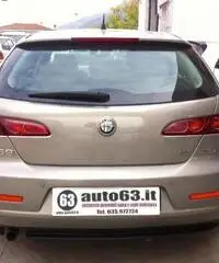 ALFA ROMEO 159 1.9 JTDm 16V Sportwagon Distinctive