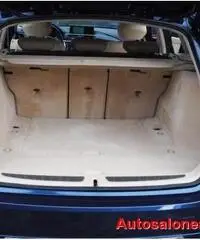 BMW 320 d  LUXURY LINE EURO 5 DPF BMW 320 d  LUXURY LINE EURO 5 DPF