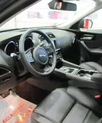 JAGUAR F-Pace 2.0d PURE 180 CV MODEL YEARS 2016