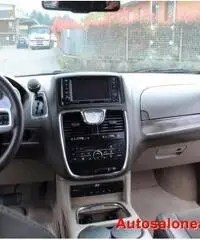 LANCIA Voyager 2.8 Turbodiesel Platinum 177 CV 7 POSTI