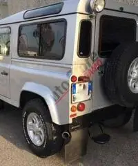 LAND ROVER Defender 90 2.5 Td5 Station Wagon S