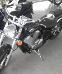 Honda VT 750 Shadow ( Pari al nuovo ).