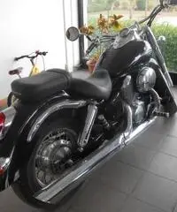 Honda VT 750 Shadow ( Pari al nuovo ).