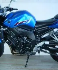 YAMAHA FZ1 Base