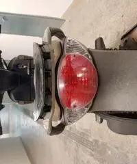 Aprilia Scarabeo light 200 anno 2009 (leggere bene) Aprilia Scarabeo light 200 anno 2009 (leggere bene)