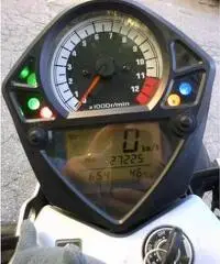 SUZUKI SV Naked cc 650 SUZUKI SV Naked cc 650