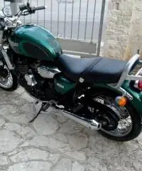 Triumph TT Legend