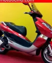 KYMCO Bet & Win 125 SUPERTAGLIANDATO PARABREZZA