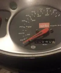 Aprilia Scarabeo 50 De Luxe del 2000 km 22640 con bauletto Aprilia Scarabeo 50 De Luxe del 2000 km 22640 con bauletto