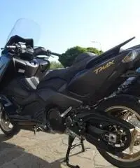 MOTOS-BIKES Yamaha T-Max 530 Iron Max