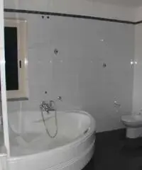 Villa a Schiera Capofila con ampio spazio esterno Villa a Schiera Capofila con ampio spazio esterno