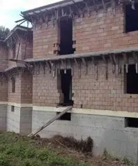 Stabile/Palazzo di 8 locali in Vendita