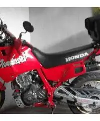 Vendesi honda dominator