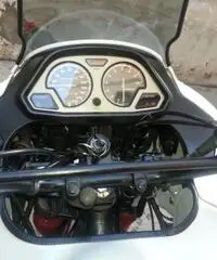 SPLENDIDA YAMAHA XTZ 750 SUPER TENERÈ