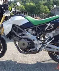 aprilia dorsoduro 750