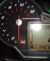 aprilia dorsoduro 750